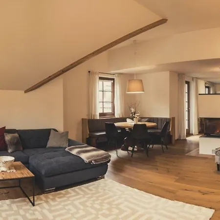 Postwirt Apartment *